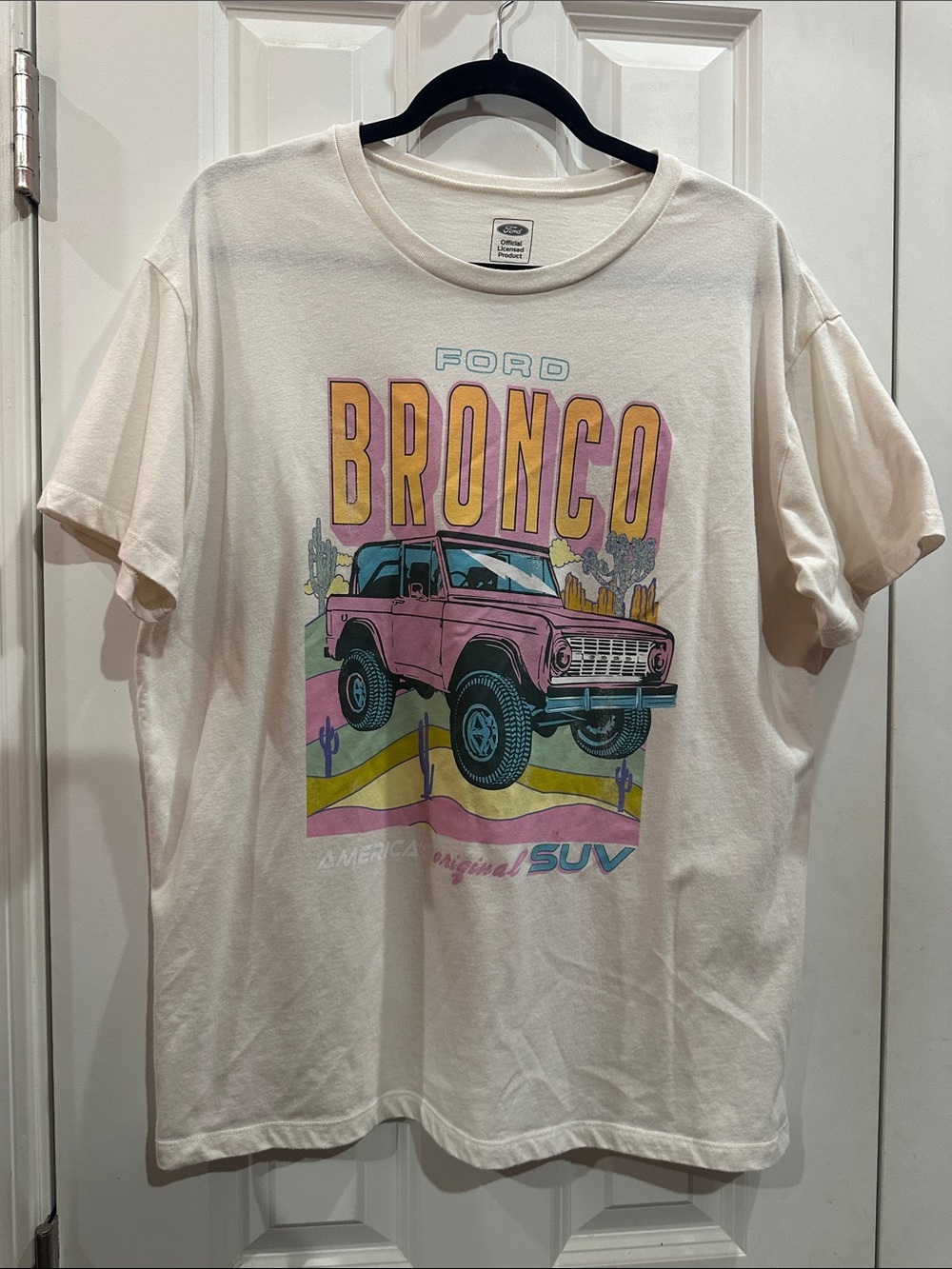 NWOT Ford Bronco Graphic Tee - Pink and Cream Retro SUV Print size 2XL